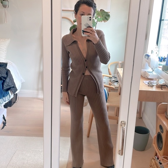 SET Alohas Icon knit cardigan and pant set - Picture 11 of 12